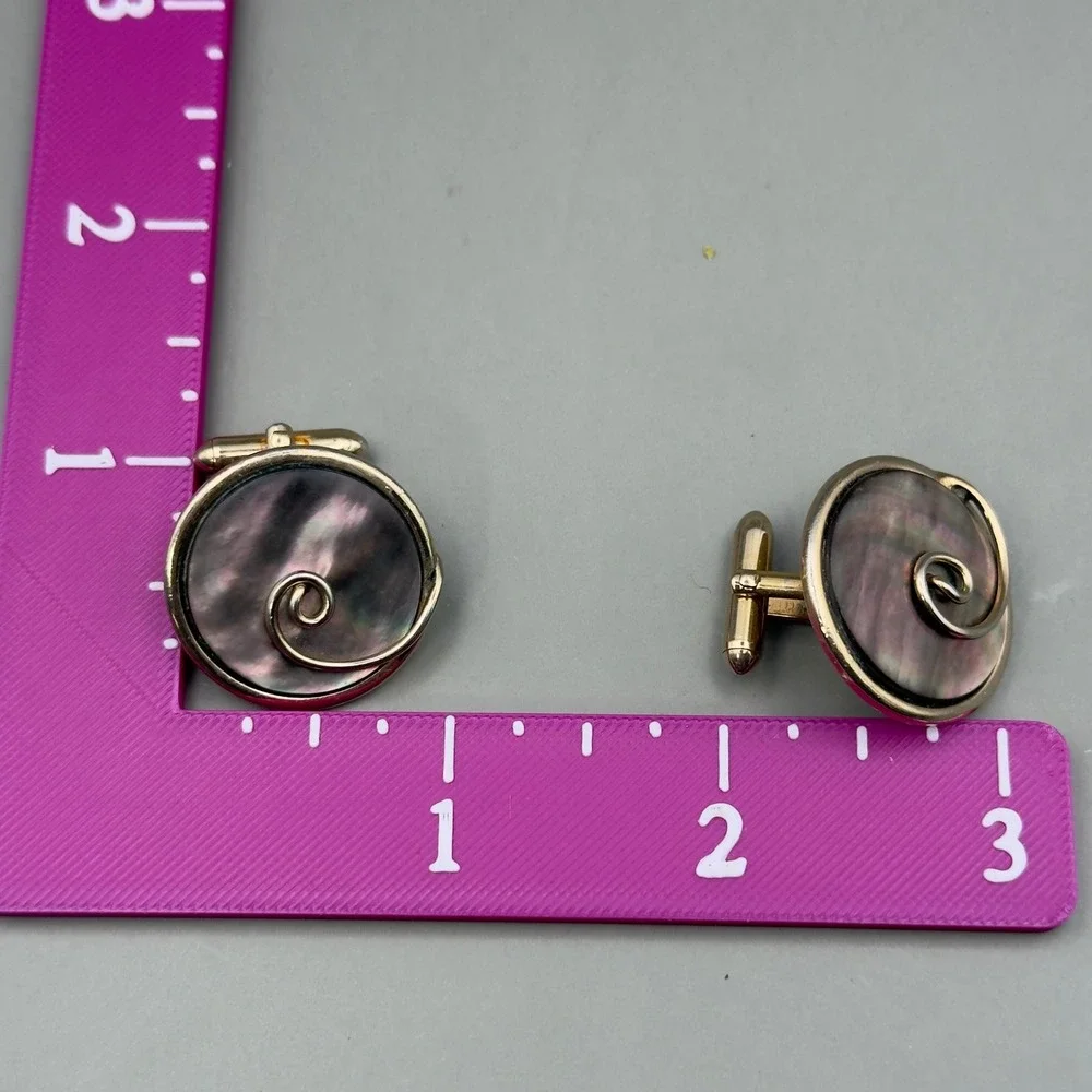 Swank Cufflinks Black Mother of Pearl Gold Tone Round Spiral Overlay Mens Toggle